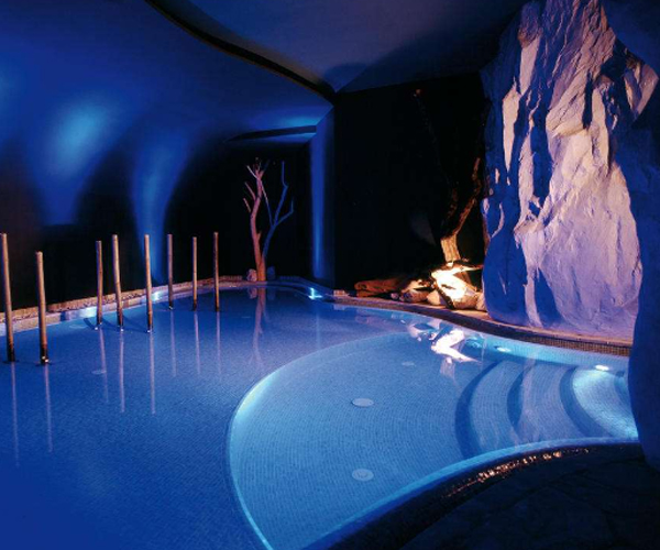 走廊：私密静谧，一步一景